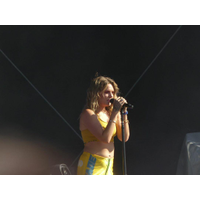 tove lo IMG_20191030_075251_016-DDo3Agyi.jpg